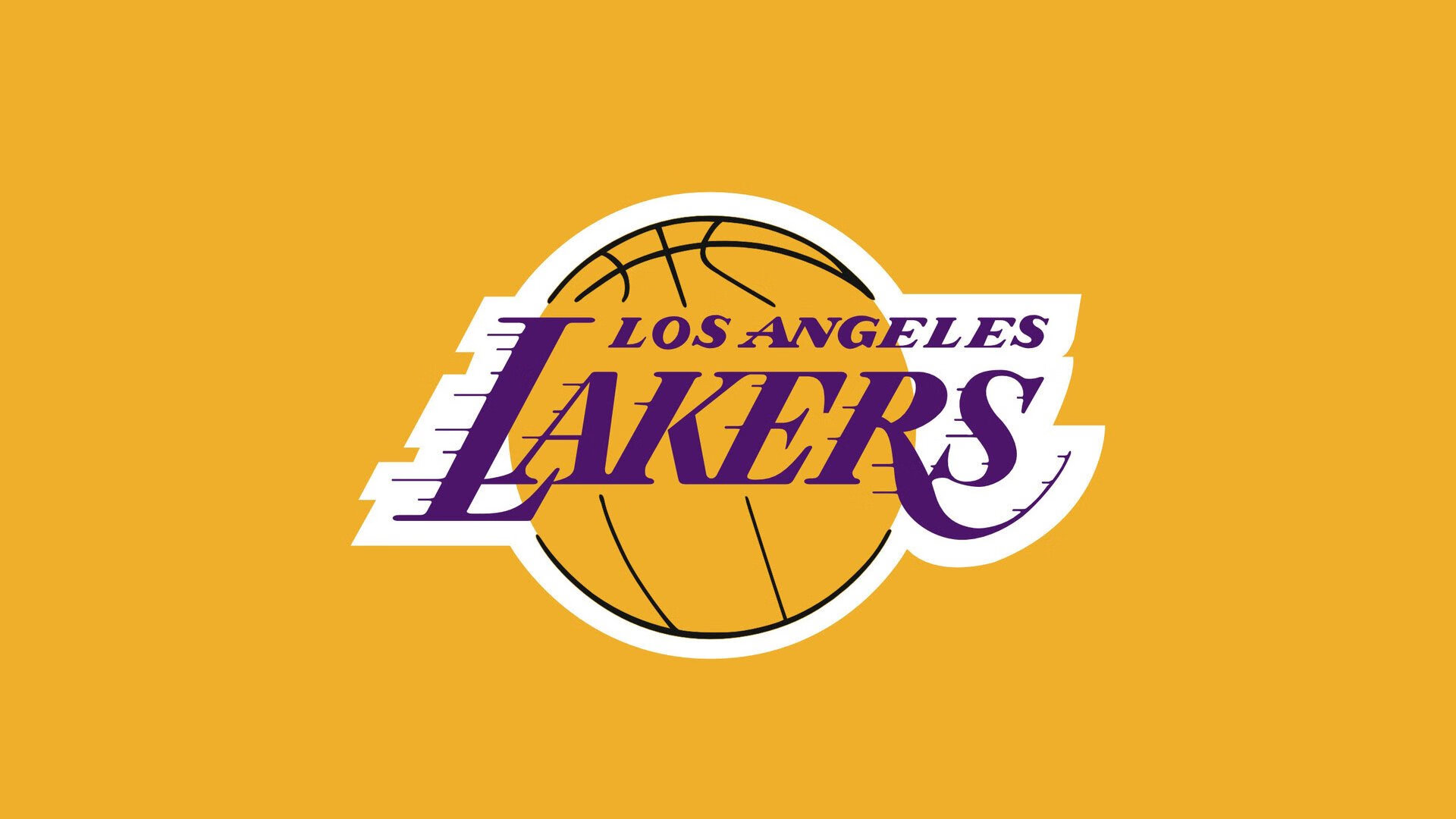 “球队激烈拼杀，战术创新助力攻势突围”